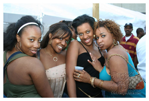 blue_safari-034