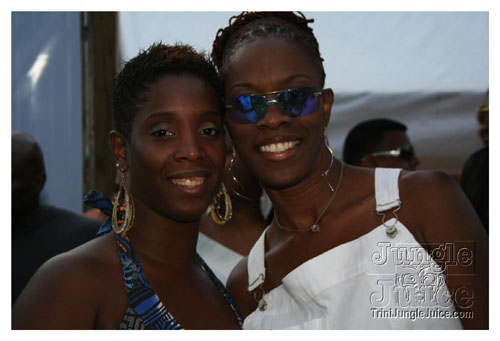 blue_safari-059