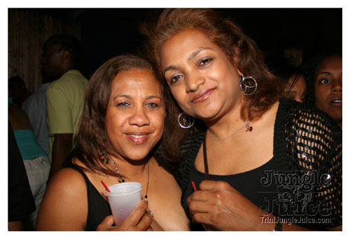 blue_safari-121