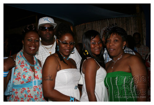 blue_safari-139