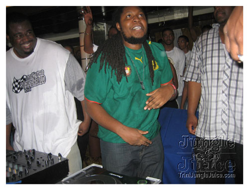 boat_jam_07-52