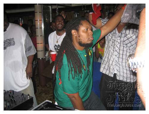 boat_jam_07-53