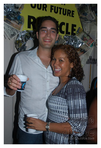 caution_2007-012