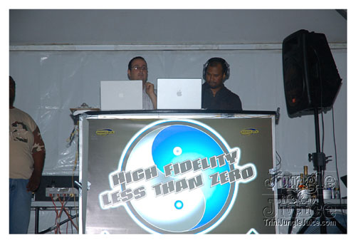 caution_2007-035