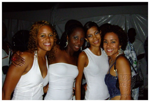 glow_bim_2007-001