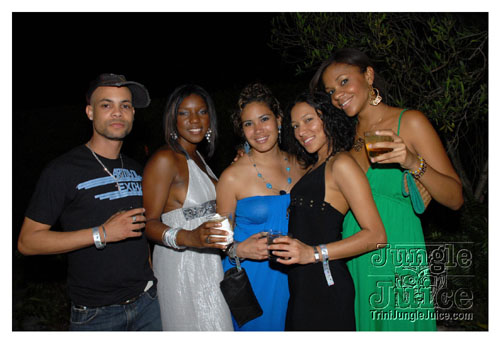 dv8_2007-003