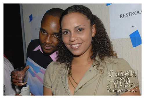 dv8_2007-024