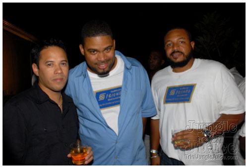dv8_2007-051