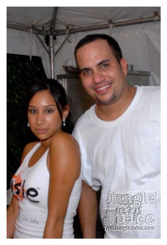 dv8_2007-053