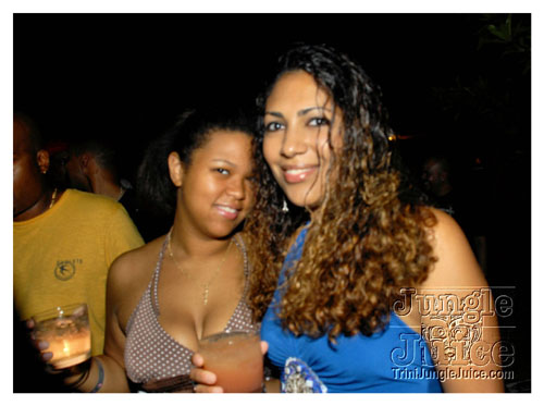 dv8_2007-054