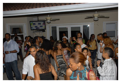 dv8_2007-056