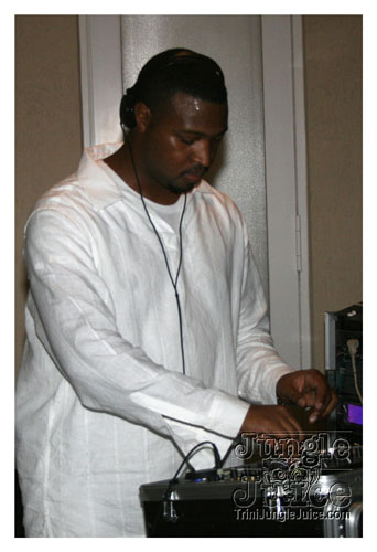 dv8_2007-062