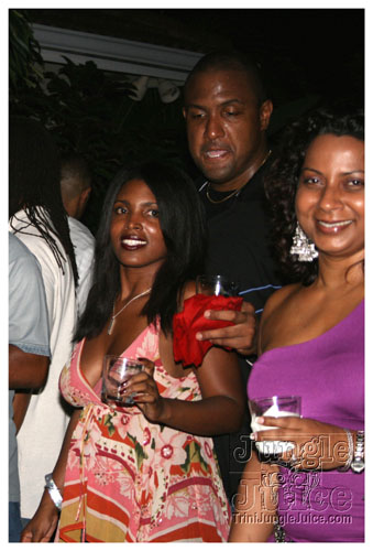dv8_2007-066