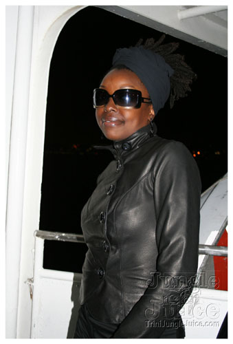 eyes_wide_shut_boatride_ny-009