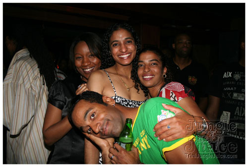 friends_dec07-051