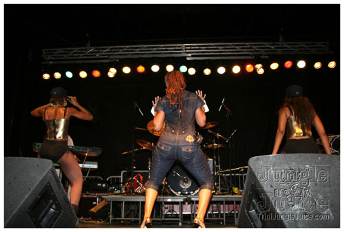 girl_power_mia_2007-033