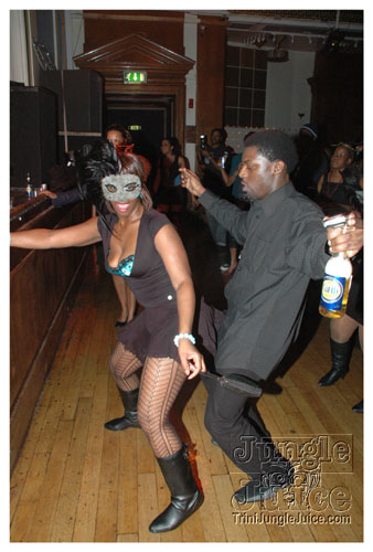 incognito_2007-036