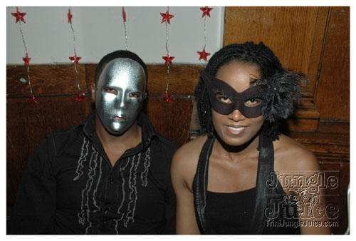 incognito_2007-042