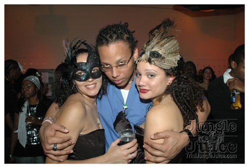 incognito_2007-090
