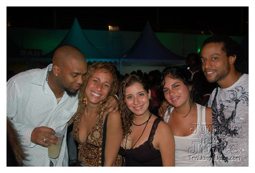 islandpeople_mas_2k8_launch-300