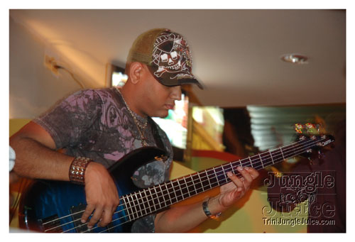 kes_unplugged-26