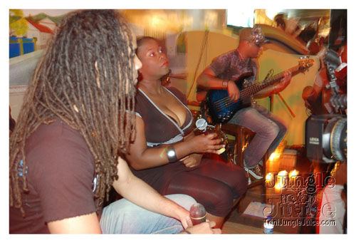 kes_unplugged-27