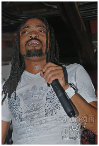 machel_bday_bash_mia_2007-094