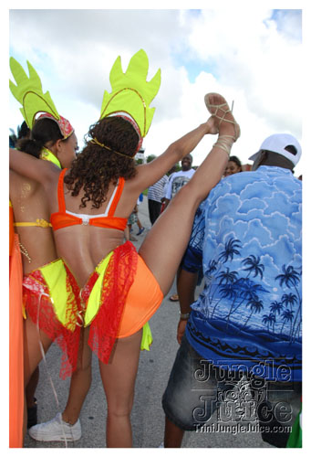 miami_carnival_2007_pt1-113