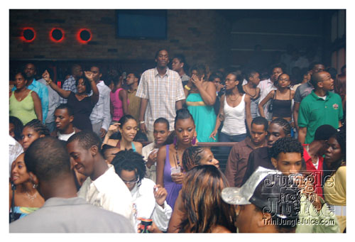 synergytv_supermodel_2007-215