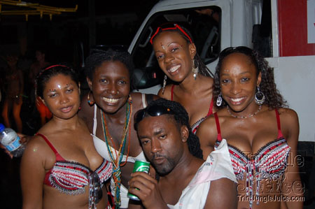 tribe_mon_2007_pt2-124