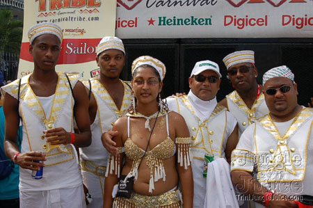 tribe_tue_2007_pt1-096