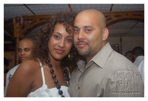 xclusv_creamsicle_2007-088