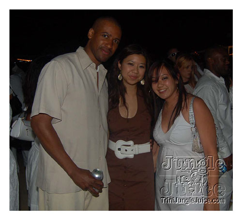 xclusv_creamsicle_2007-098