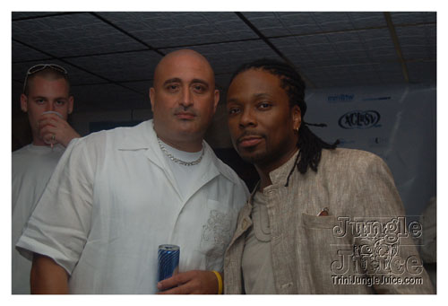 xclusv_creamsicle_2007-122