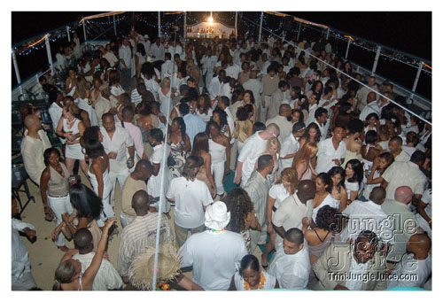 xclusv_creamsicle_2007-126