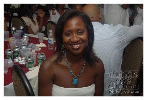 xclusv_creamsicle_2007-139