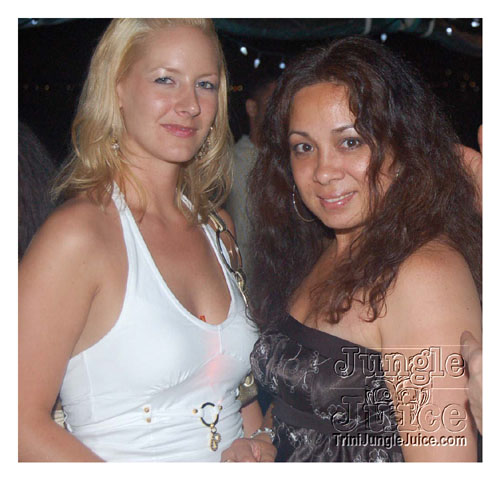 xclusv_creamsicle_2007-143