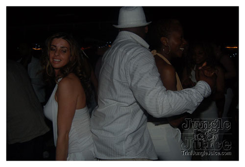 xclusv_creamsicle_2007-151