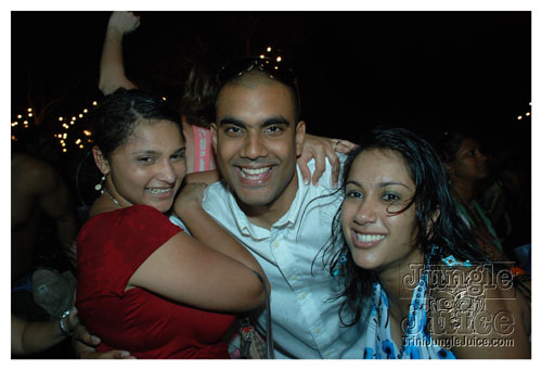 beach_house_carnival_2008_pt2-188