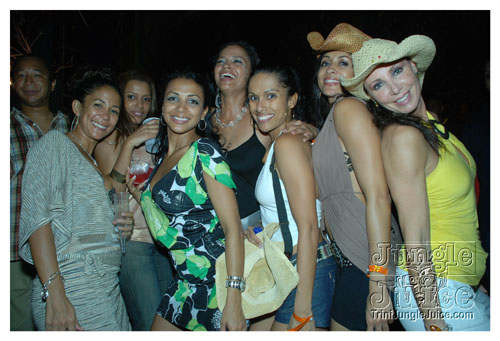 beach_house_carnival_2008_pt2-205