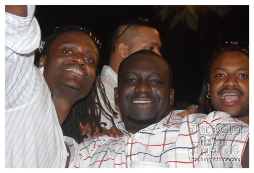beach_house_carnival_2008_pt2-251