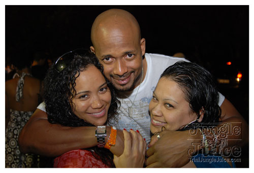 beach_house_carnival_2008_pt2-266