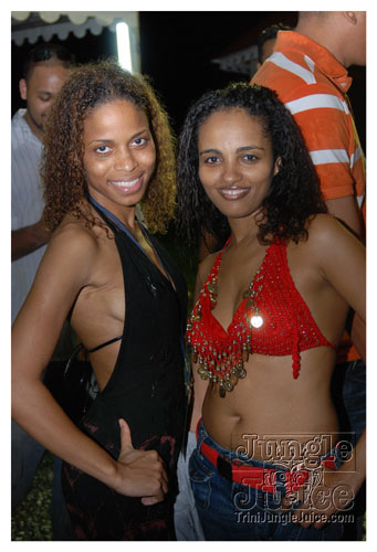beach_house_carnival_2008_pt2-267