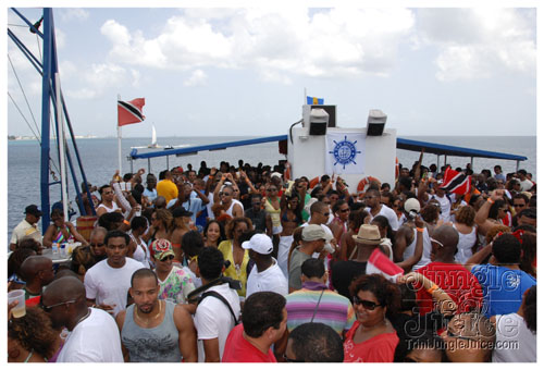 booze_cruise_2008-095