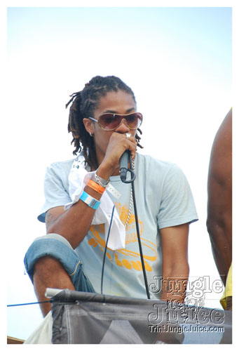 broward_carnival_2008_pt2-138