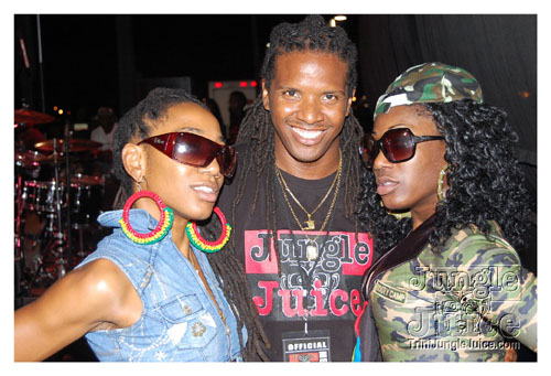 broward_carnival_2008_pt2-276