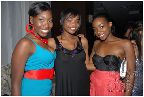 curious_the_rebirth_2008-039