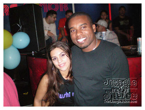 dushi_yiu_2008-009