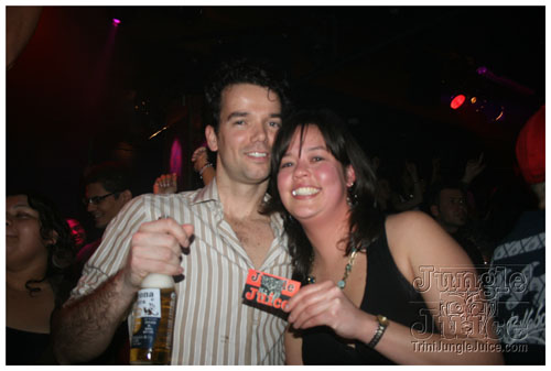 dushi_yiu_2008-040
