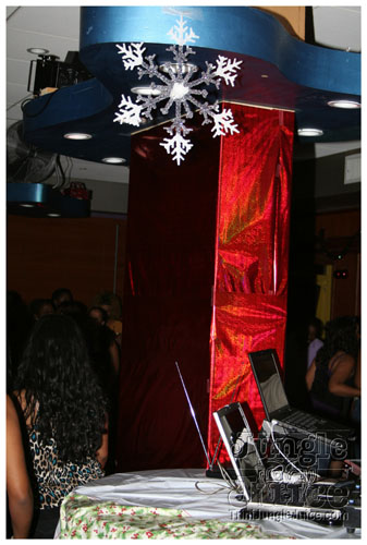 friends_dec08- 035